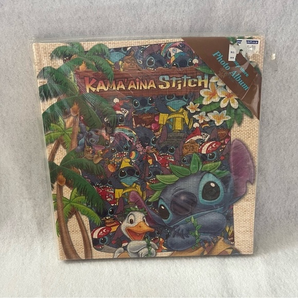 Disney Accessories - NEW Lilo & STITCH Photo Album Disney Japan 8 Black pages